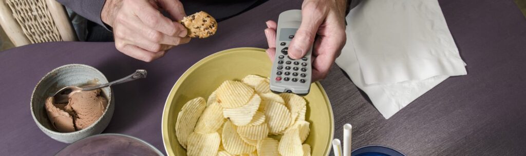 Essstörungen: Symptome und Diagnosen | News | Clienia AG - Führend in ...