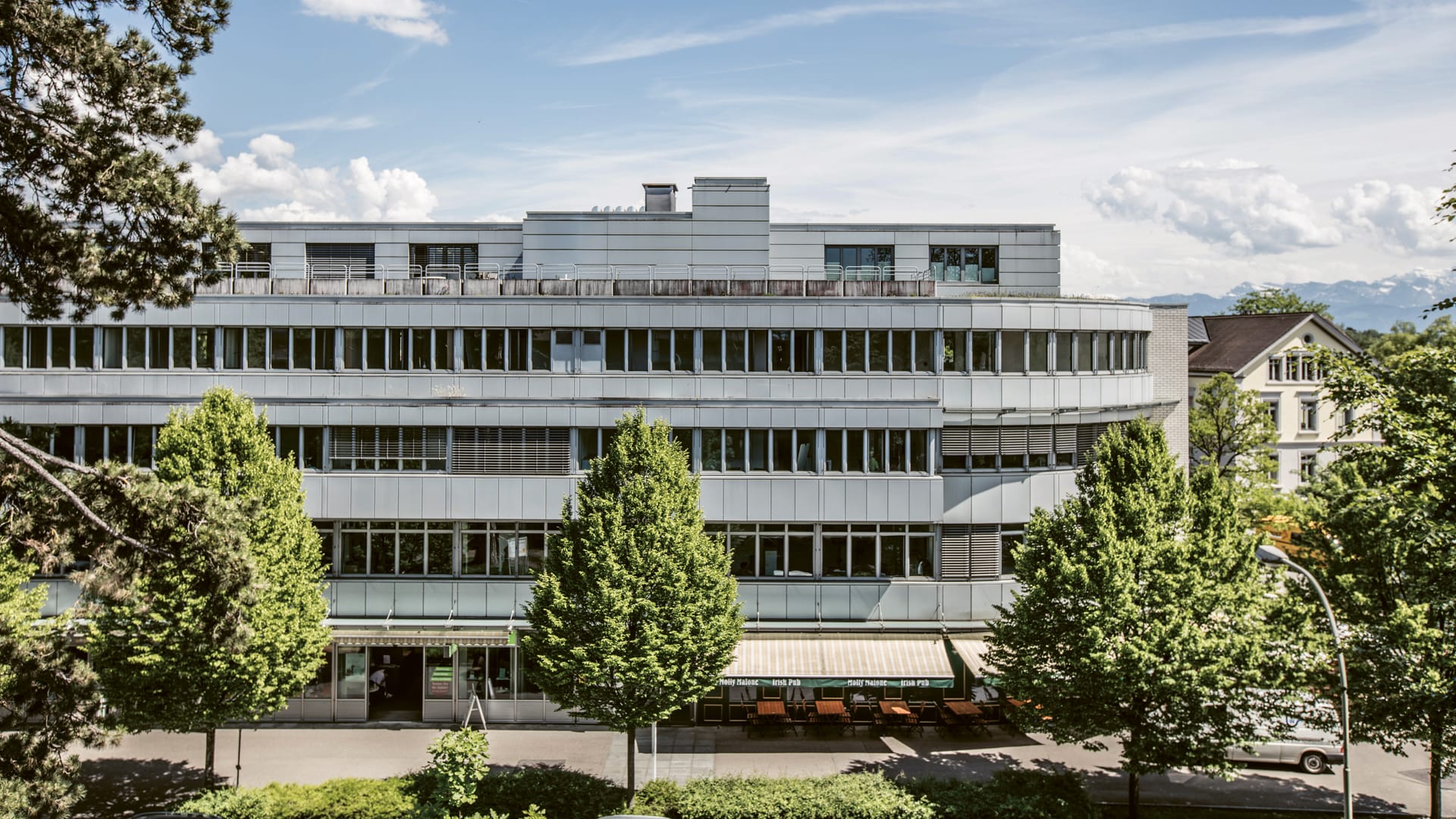 Über Clienia Wetzikon 1 Über Clienia Wetzikon